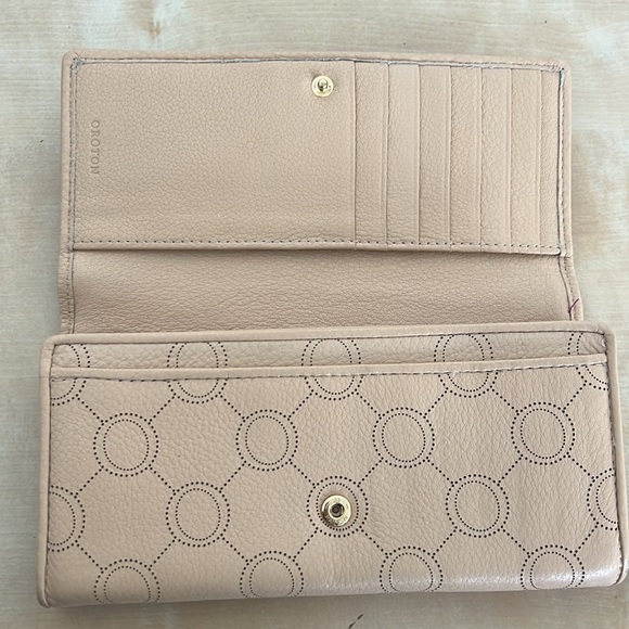 OROTON Australia Nude Wallet - Picture 2 of 4